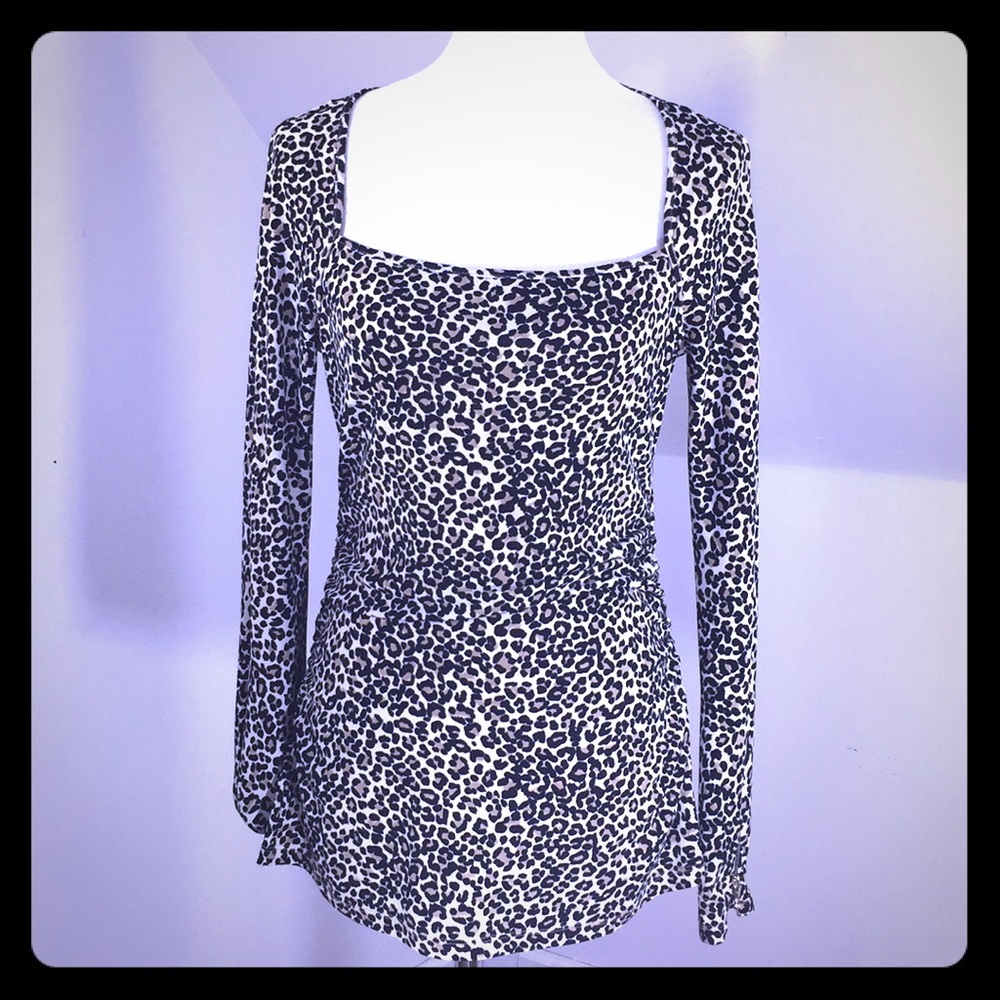 Ann Taylor long top